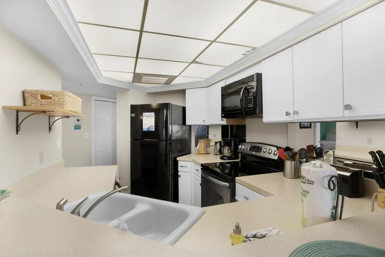 Summerhouse 1009B Panama City Beach Apartment